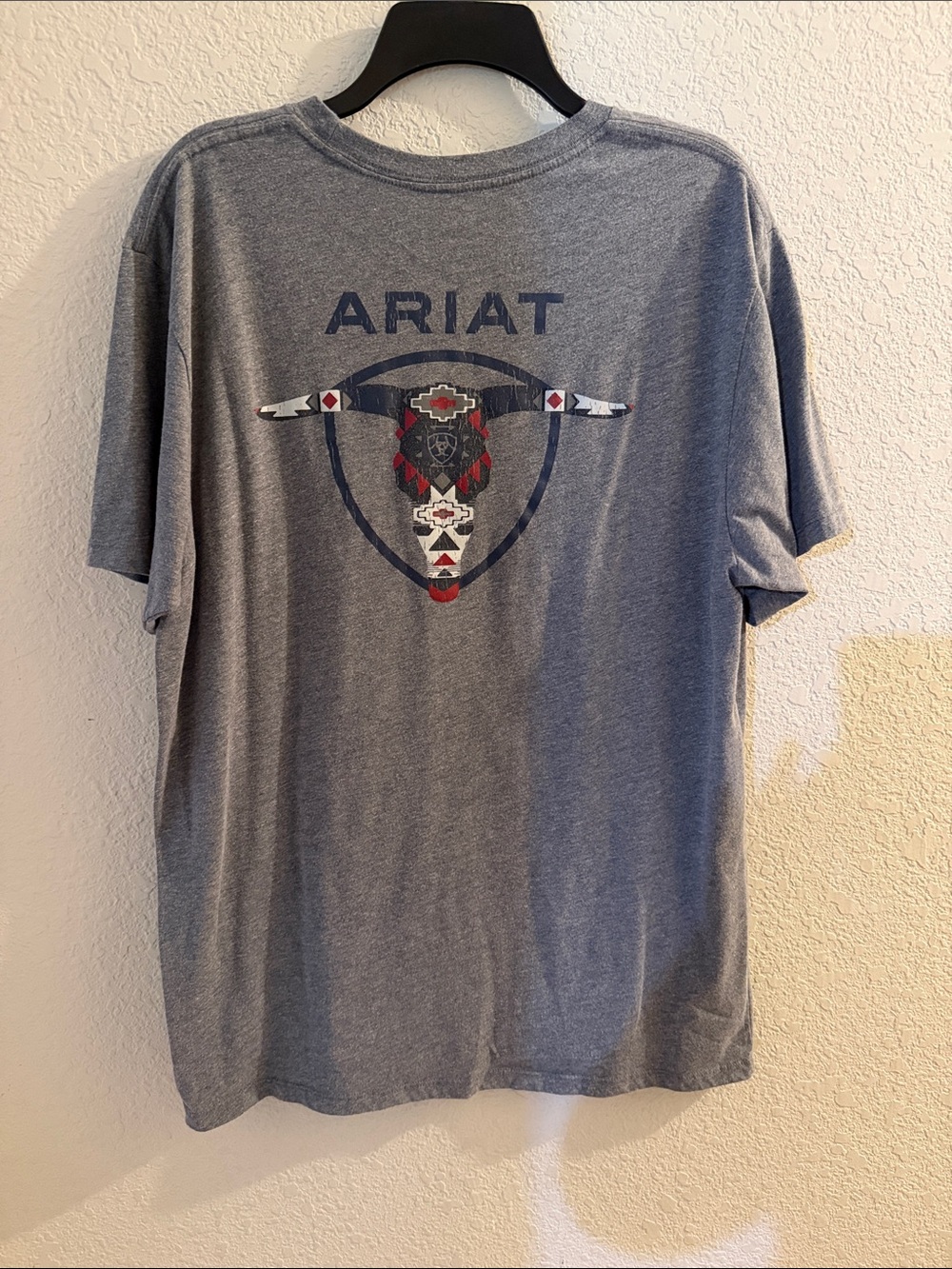 Ariat Gray Short-Sleeve Graphic Tee with Red Accents